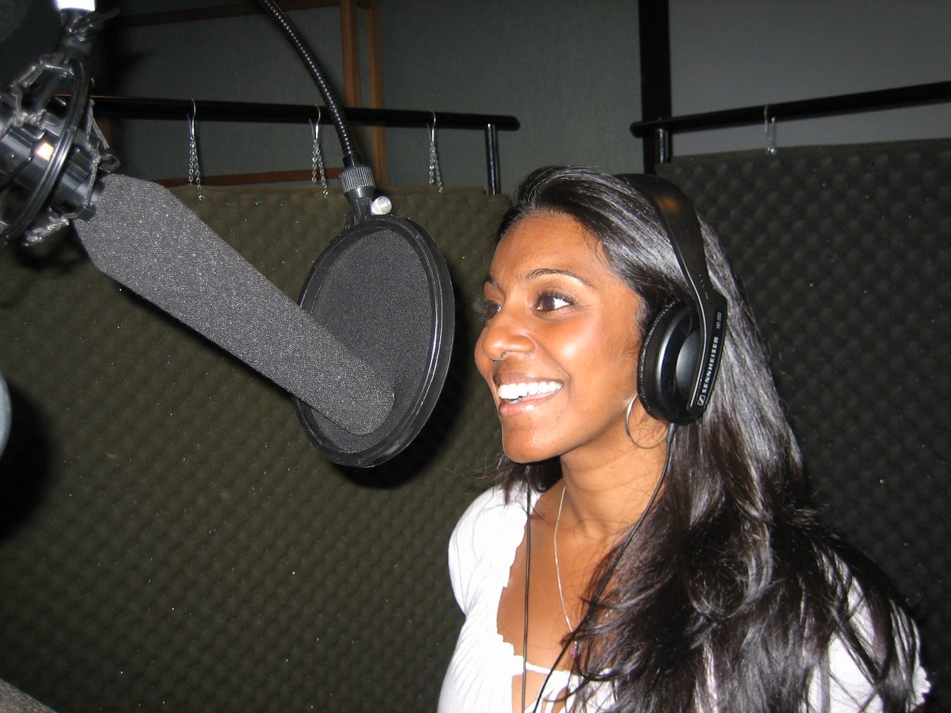 Sharon Muthu