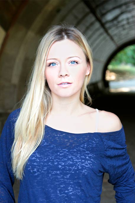 Robin Rose Singer
