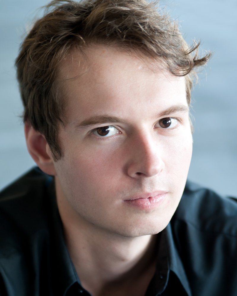 Shane Thompson