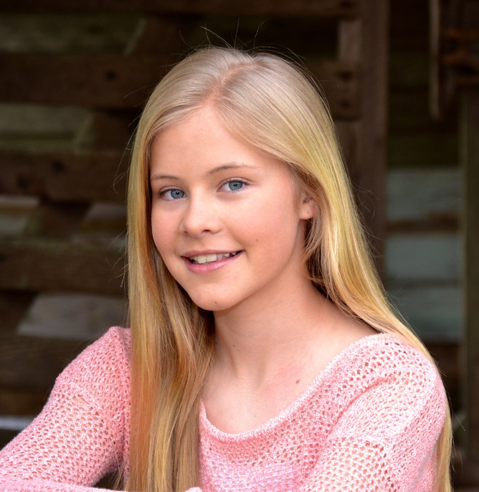 Claire McReynolds