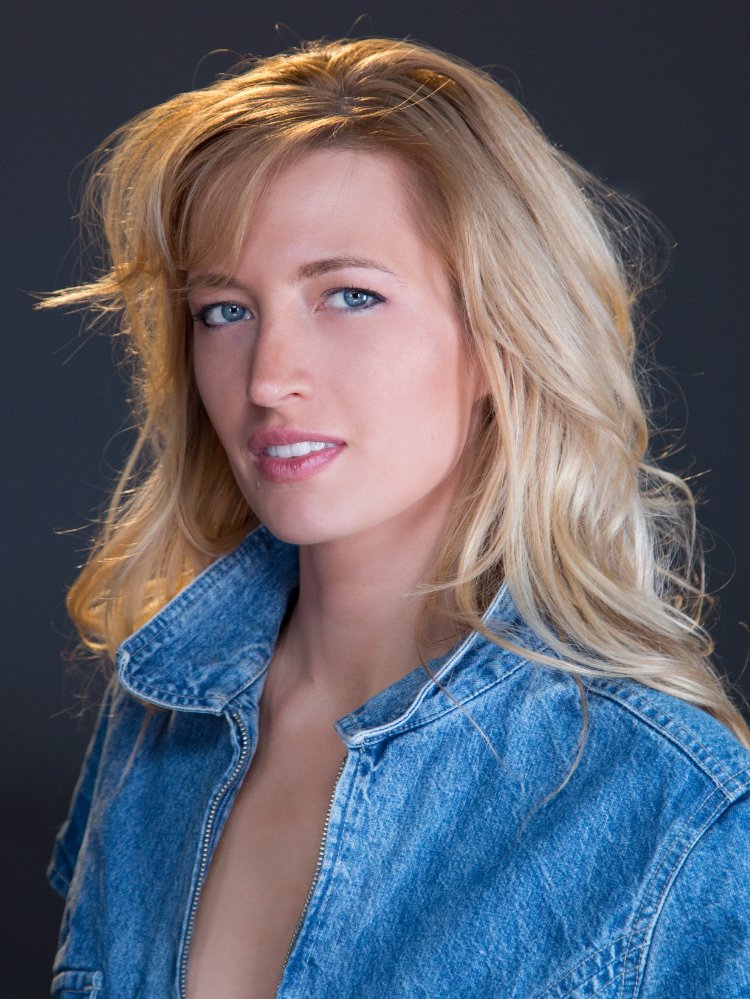Eve Constance
