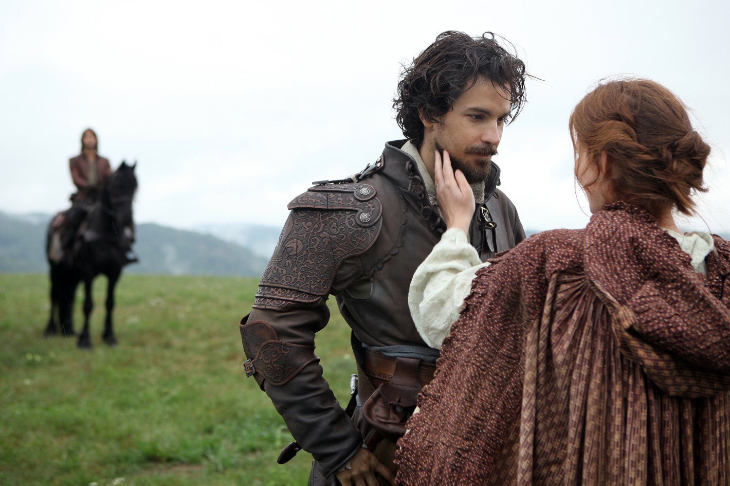 Santiago Cabrera