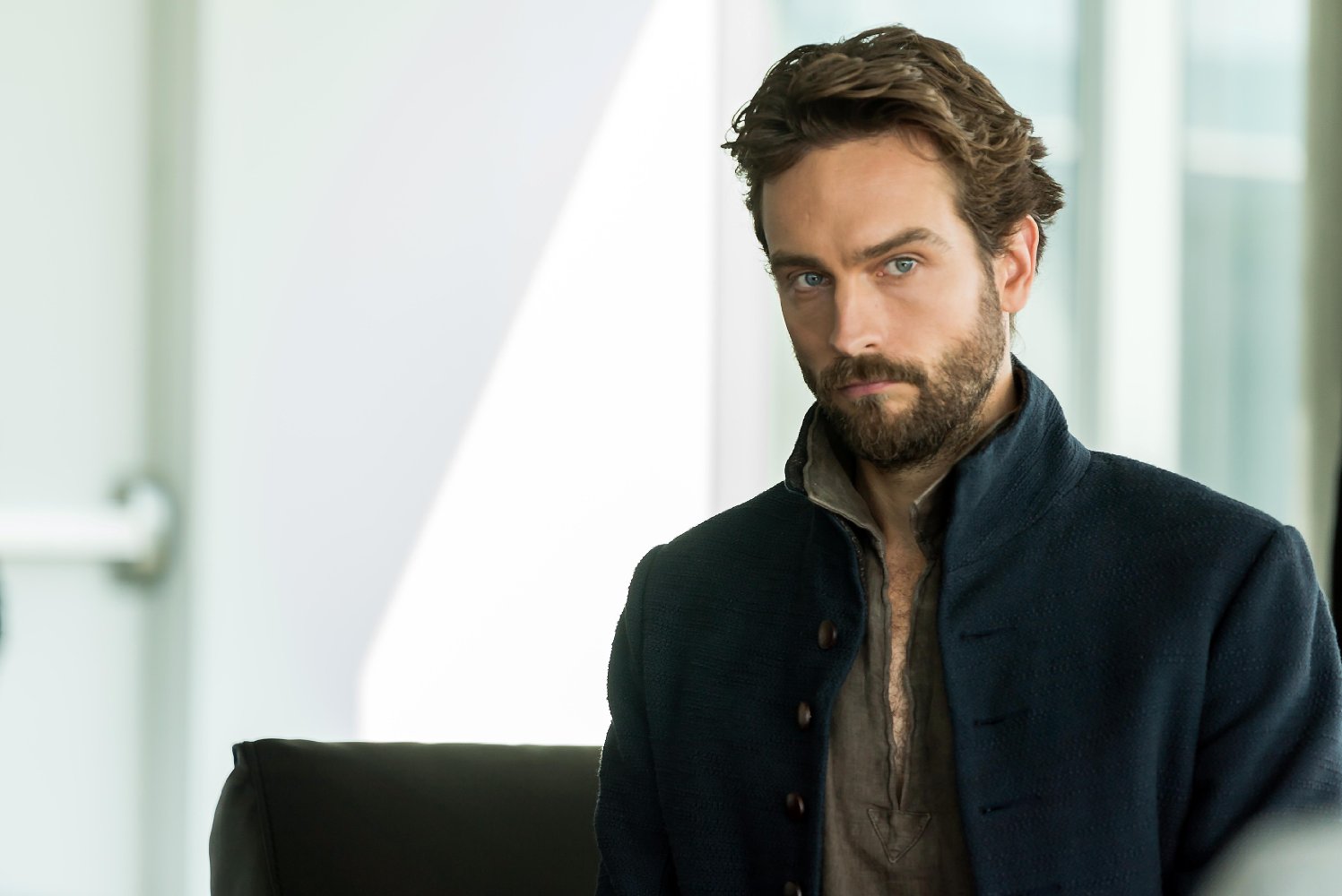 Tom Mison