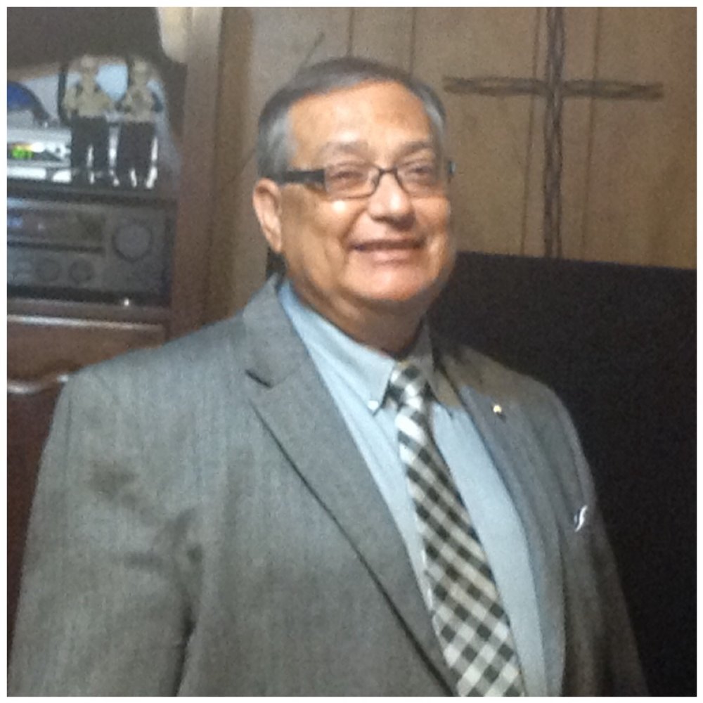 Rosendo 'Ross' DeLeon