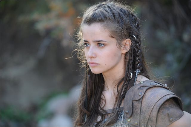 Holly Earl
