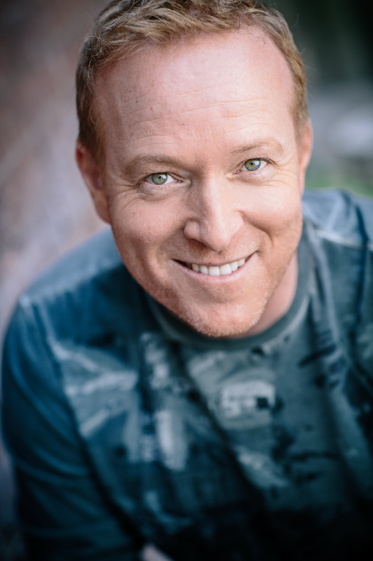 Simon D. Scott