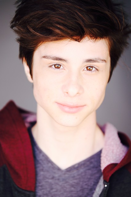 Robbie Tucker