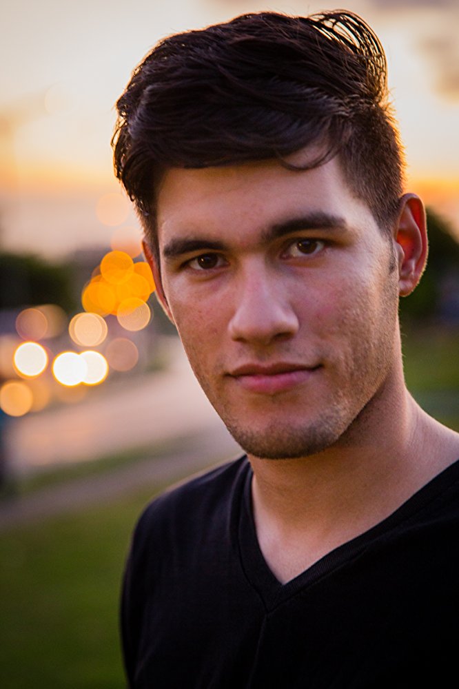 Axel Arzola