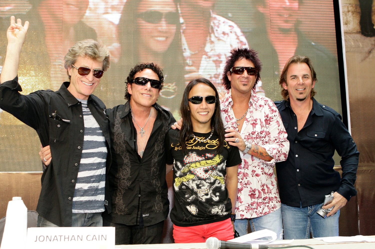 Deen Castronovo