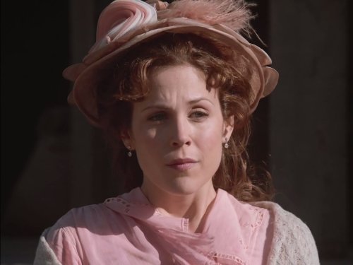 Erin Krakow