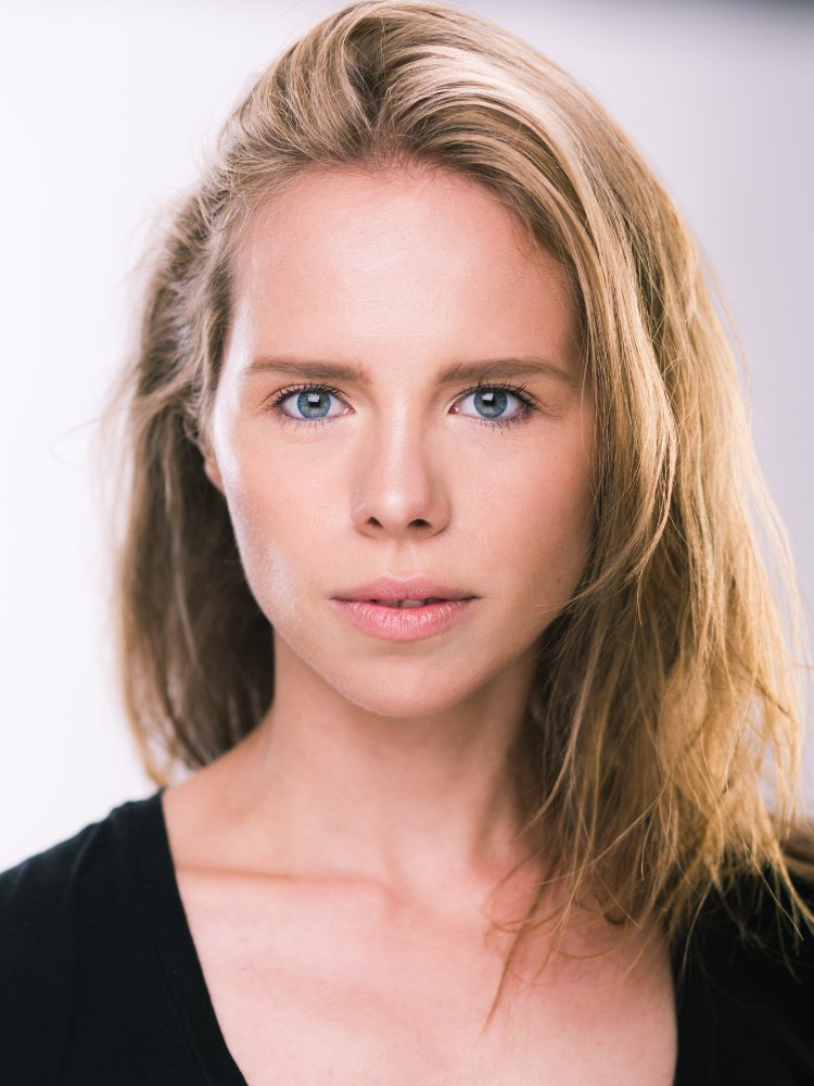Yanina Hope