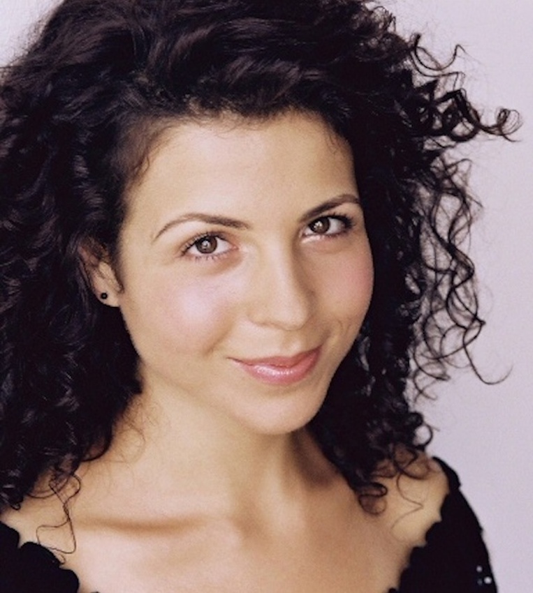 Julia Perri