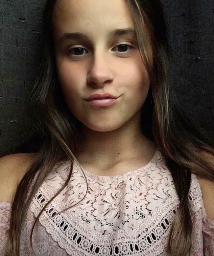 Carly Robell