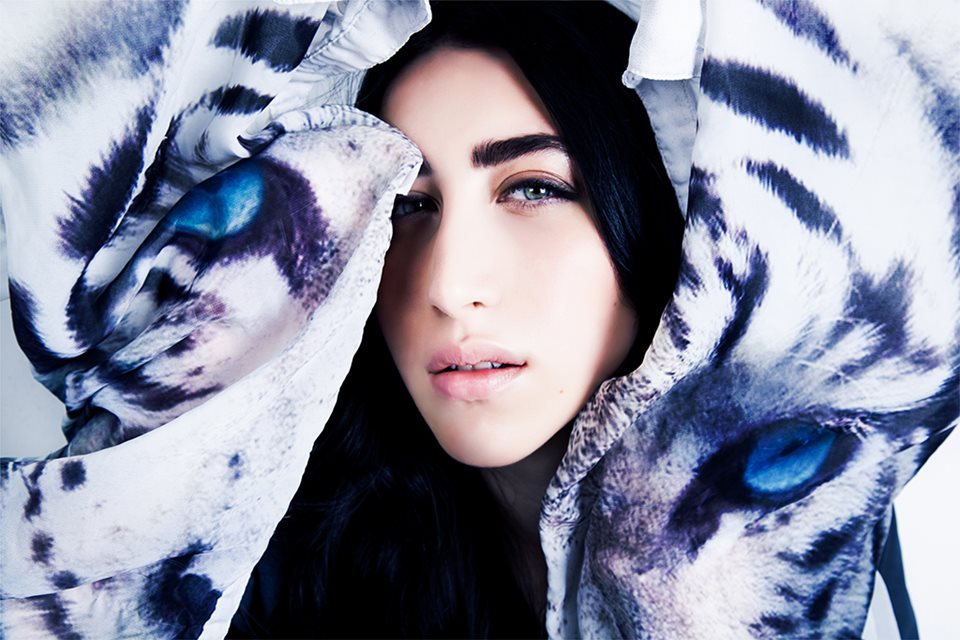 Pari Parandoush