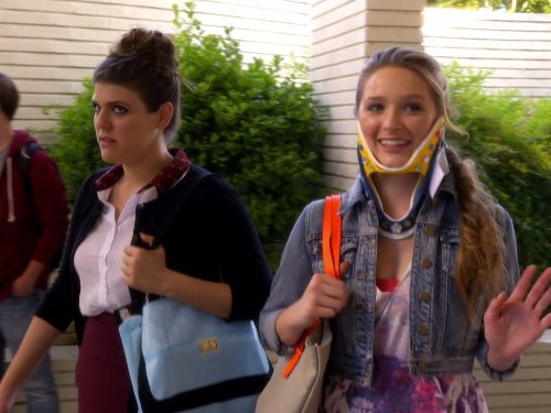Molly Tarlov