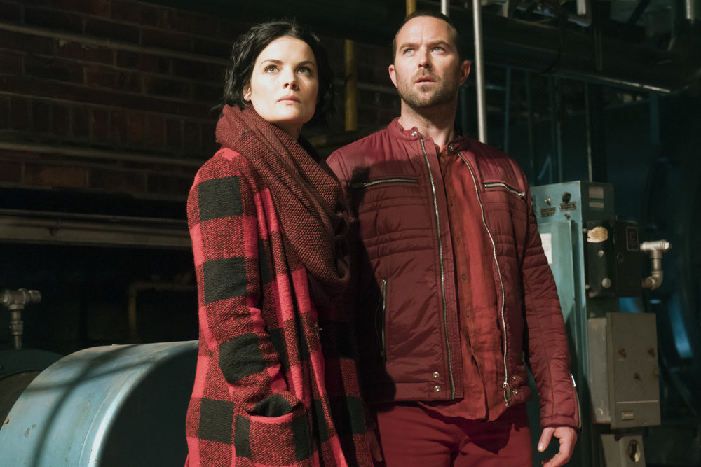 Sullivan Stapleton