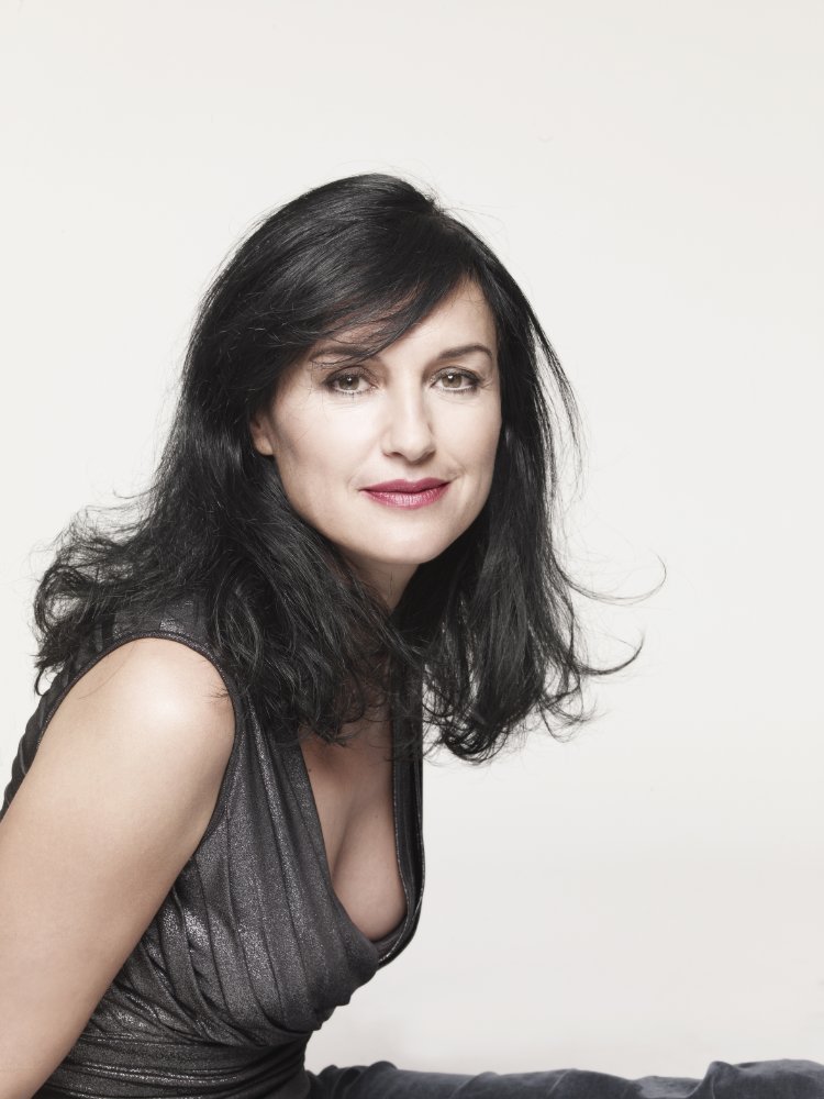 Lisa Zane