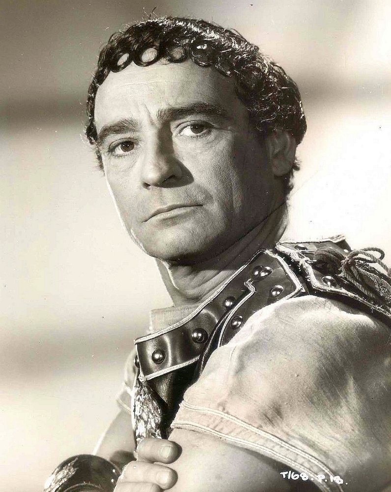 Kenneth Connor
